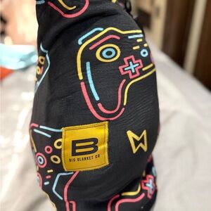 Big Blanket Co Black Hideout Robe